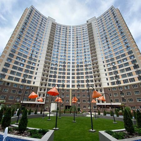 Razor Apartment Studio Self Check-In Odesa Exterior foto
